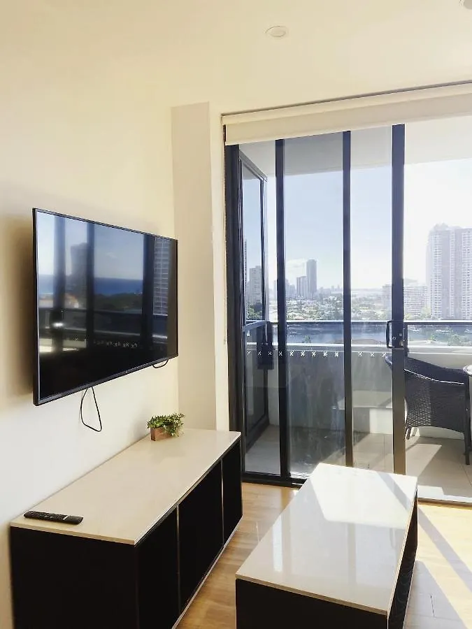 Private Apartment In Ruby-2 Bedroom 2 Bath Gold Coast Australia